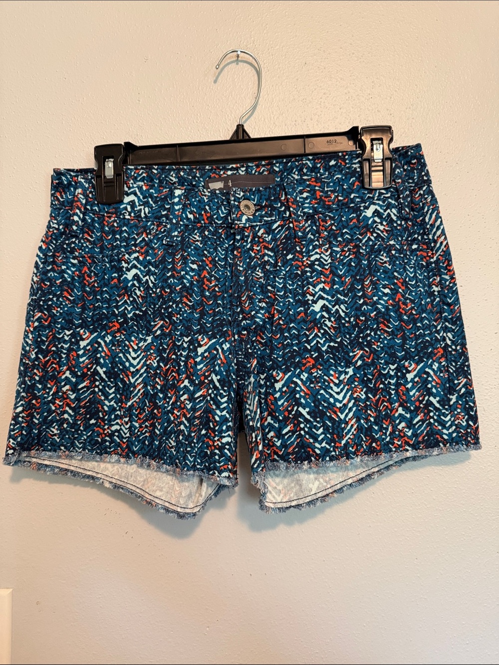 Levi's Blue Patterned Women's Jean Shorts with Red and White Accents